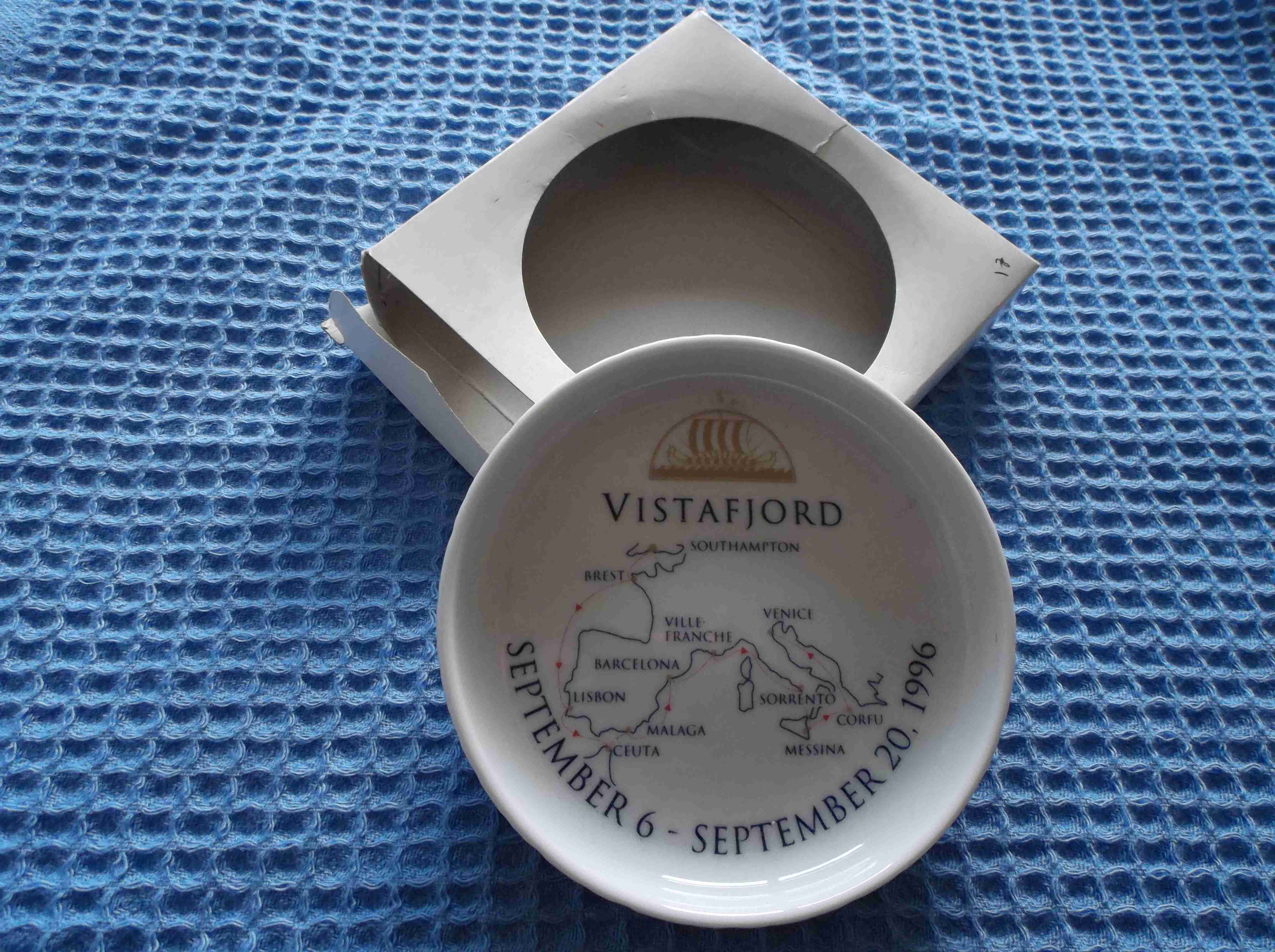 DECORATIVE CHINA BOXED MAP DISH FROM THE VESSEL THE MV VISTAFJORD